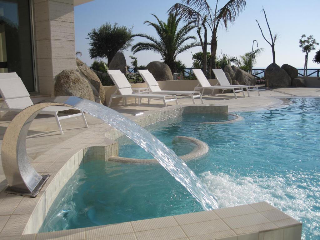 Hotel Villaggio Cala Di Volpe Капо-Ватикано Екстер'єр фото
