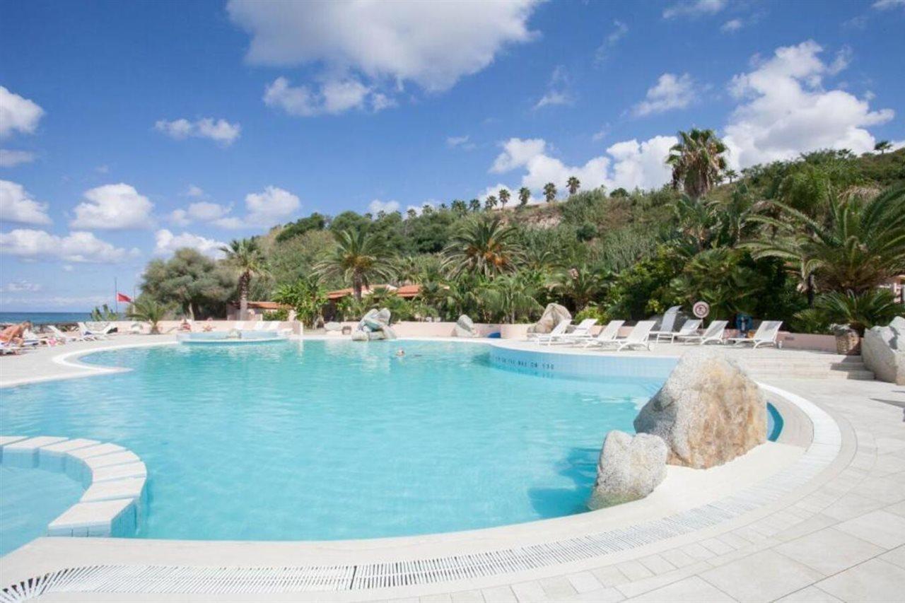 Hotel Villaggio Cala Di Volpe Капо-Ватикано Екстер'єр фото